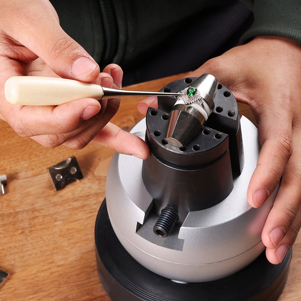 VEVOR Ball Vise Engraving Setting Tool 5 inch Professional Ball Vise 34 PCS Attachment Jewelry Engraving Block Tools Standard Block