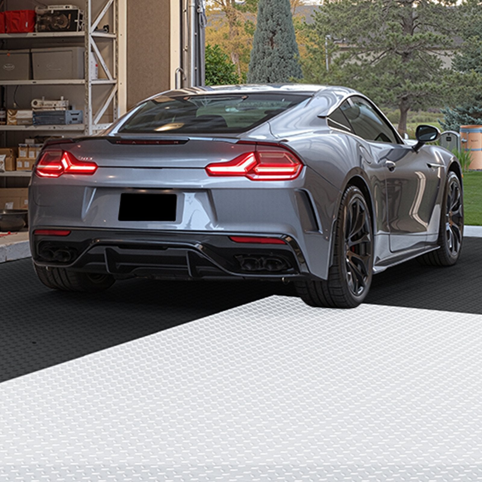 16 Pack Light Gray Garage Floor Tiles - Interlocking PVC Mats with Diamond Plate for Workshop, Warehouse, Tool Room Flooring