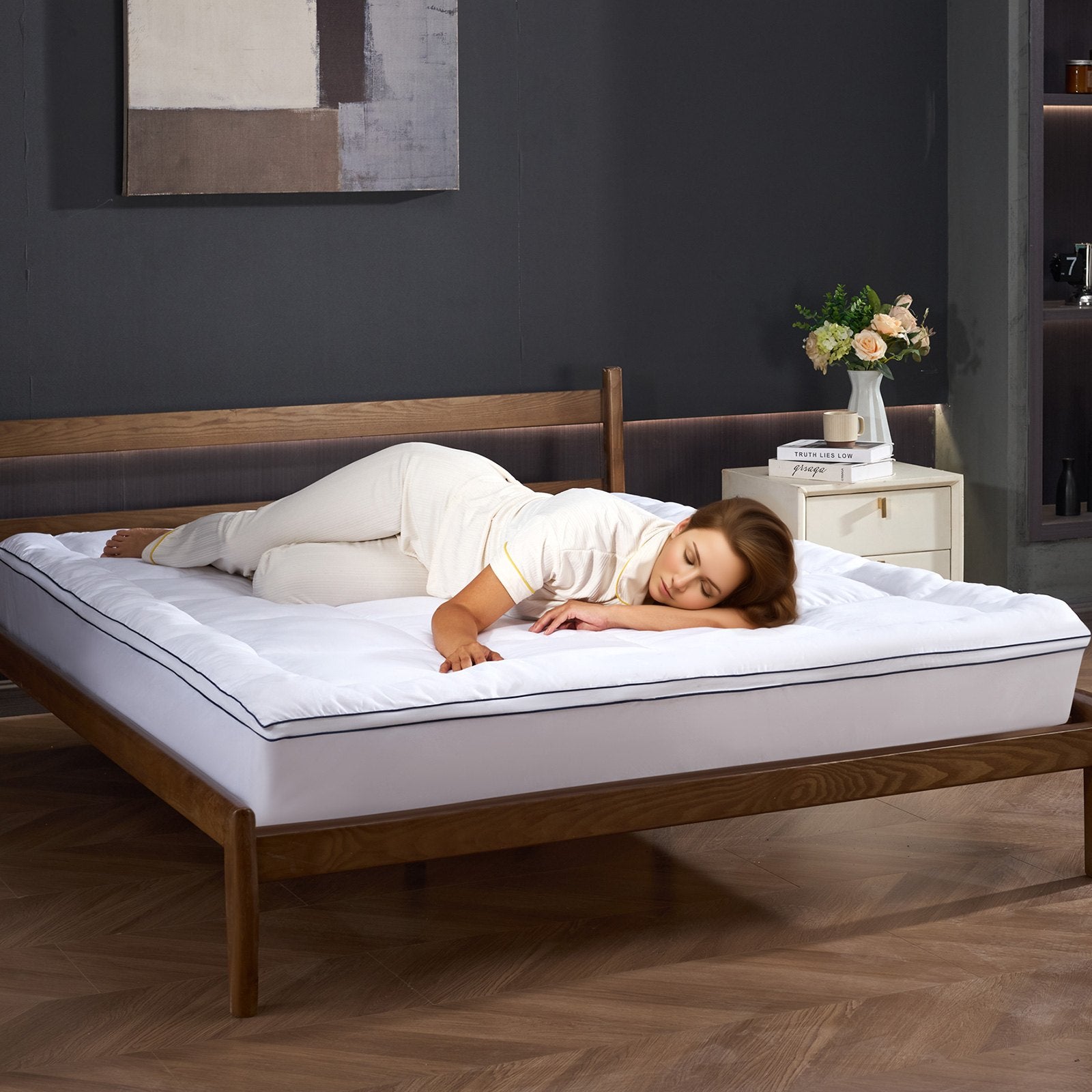 Queen Size Mattress Topper with Cooling Fiber Fill, 1" Thickness, Detachable & Washable Layer, Bedside Pocket for Small Items