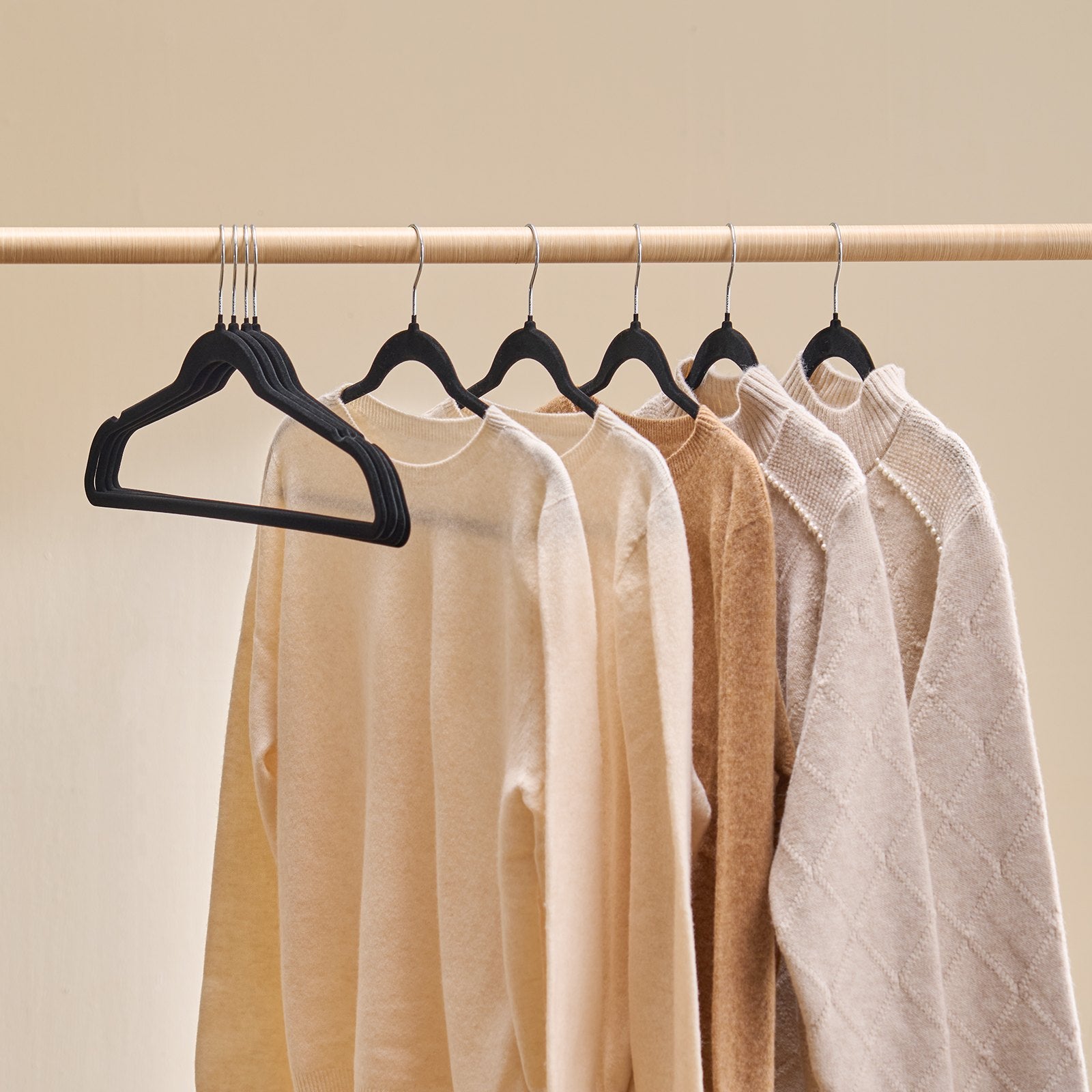 50 Pack Black Velvet Hangers - Non-Slip, 11lbs Load, Ultra-Thin 0.2in, 360° Swivel Hook, Space-Saving for Coats, Sweaters, Silk & Straps